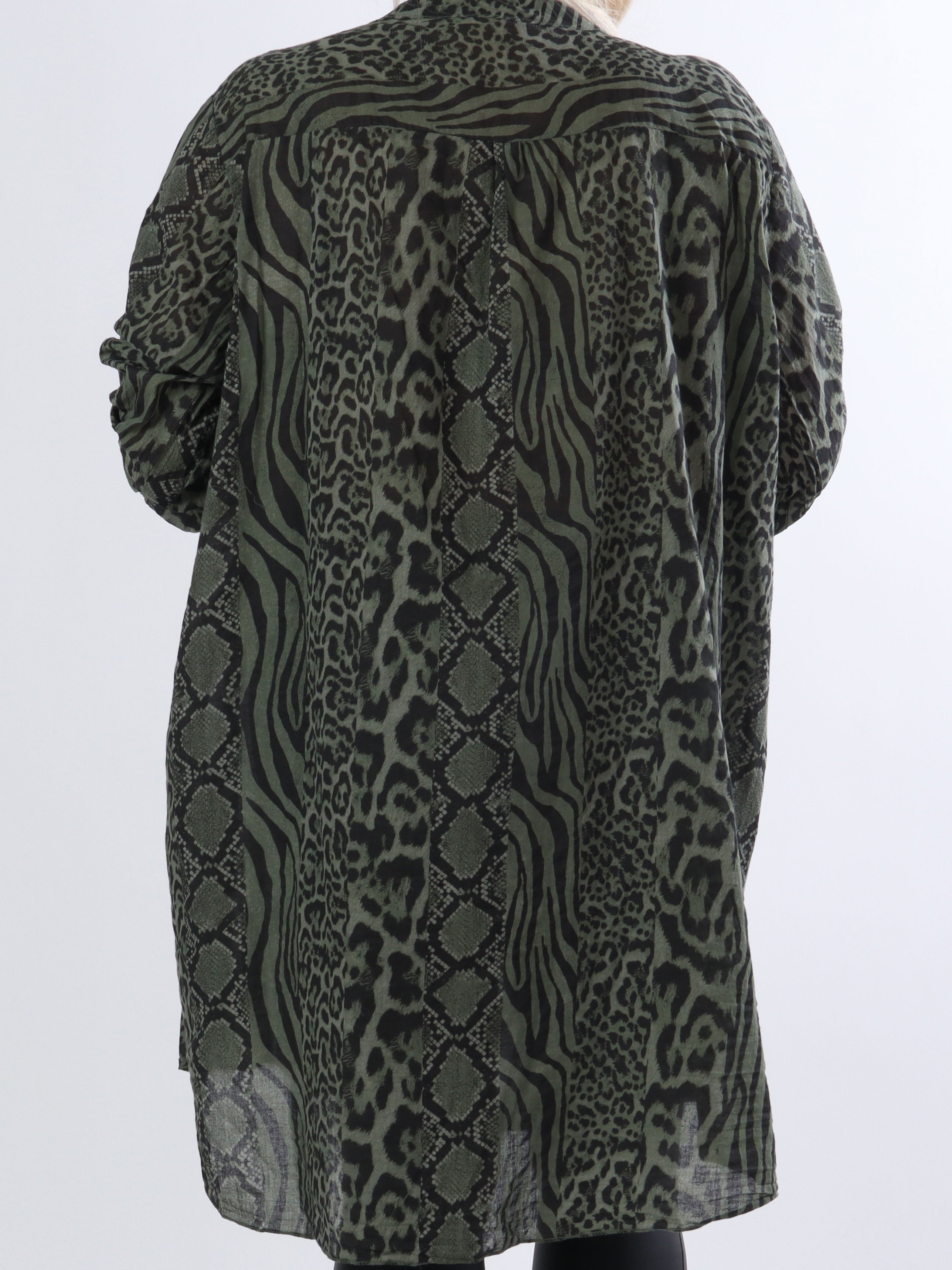 Berna Animal - Plus size skjorte i blandet dyreprint